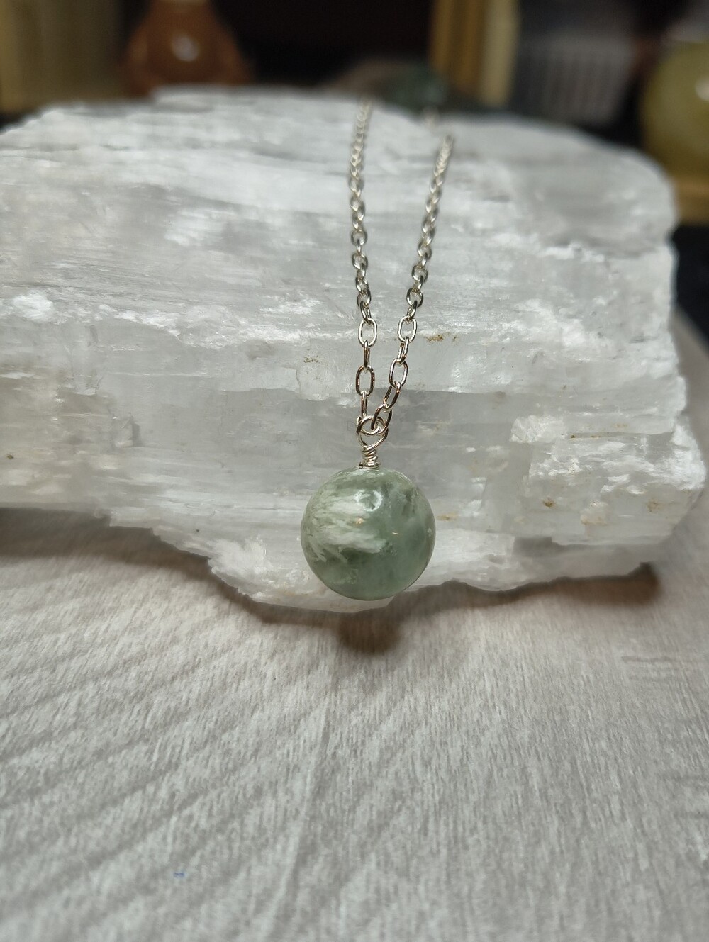 High Quality 16mm Feather Fluorite Statement Bracelet And Necklace Set - Picture 11 of 12